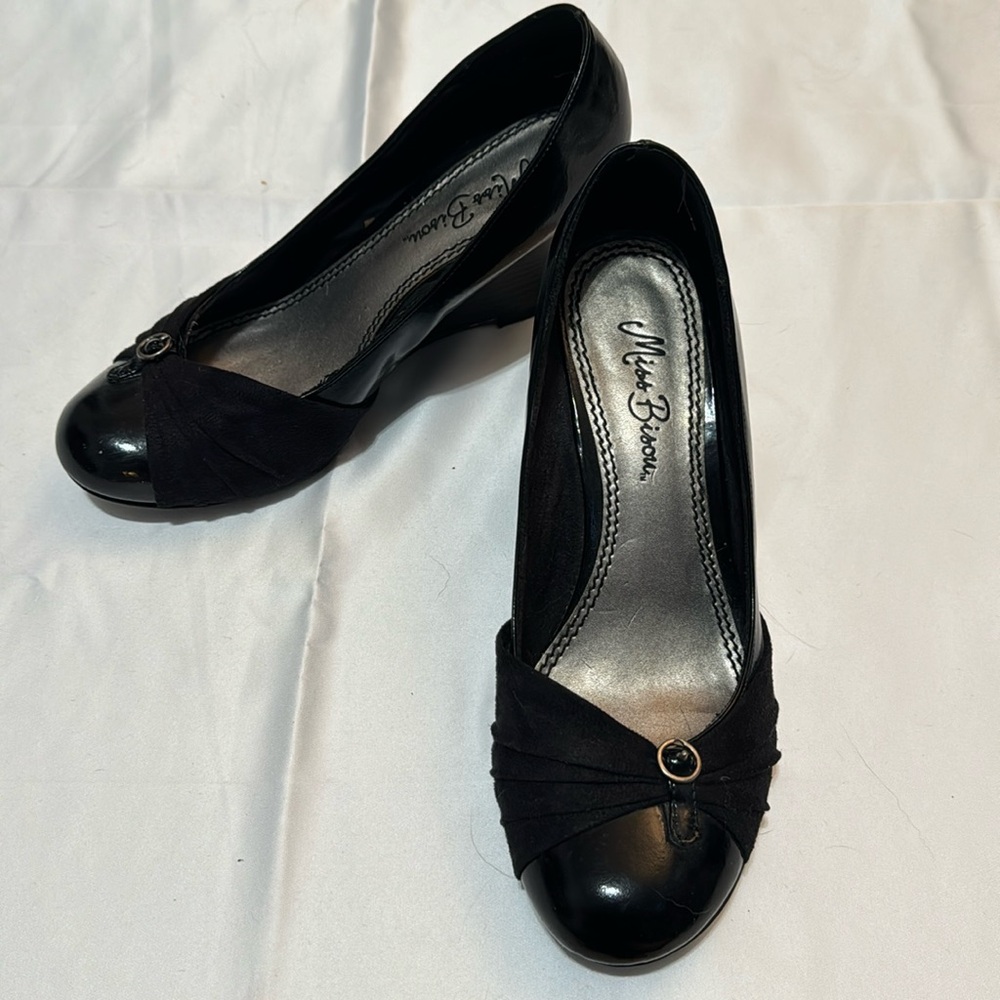 Black Miss Bisou Wedges